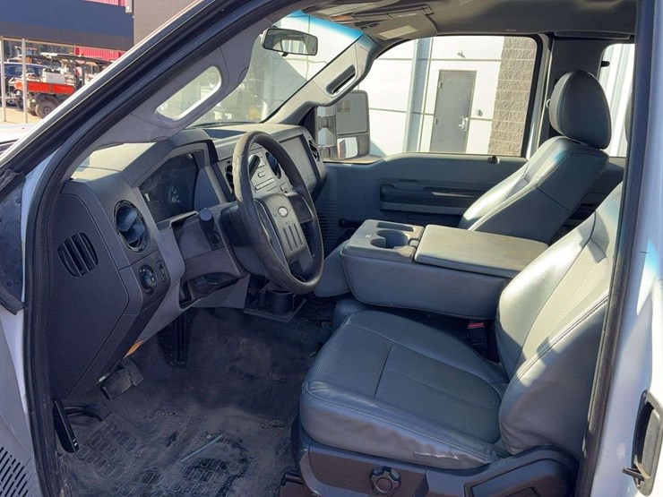 2013-ford-f250-image-27