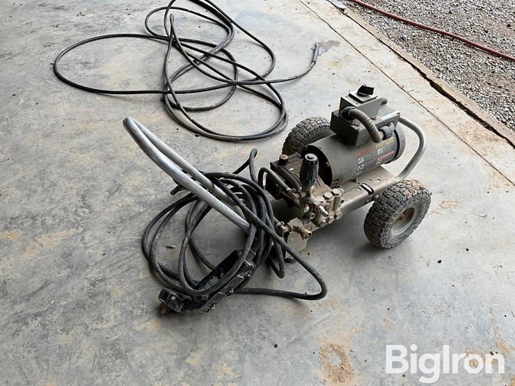 2023-landa-pressure-washer-image-6