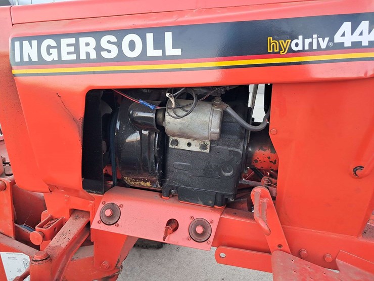 case-444-compact-tractor-image-6