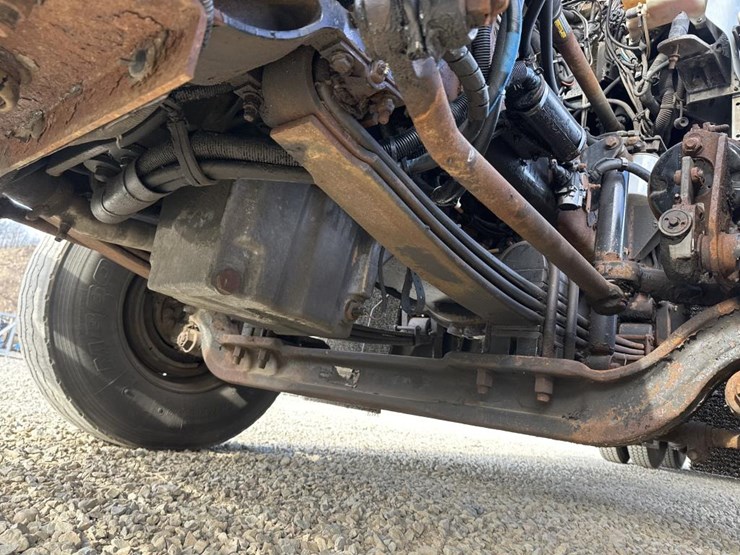 2005-kenworth-t800-image-49