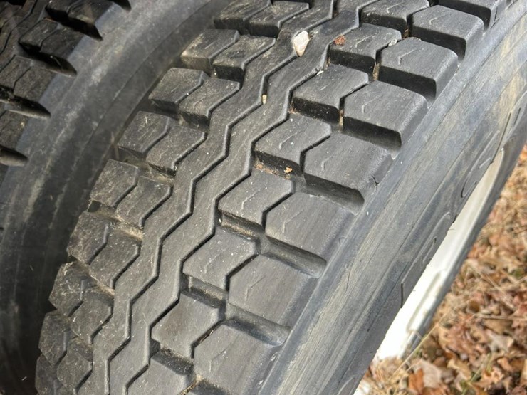 international-4700-image-59