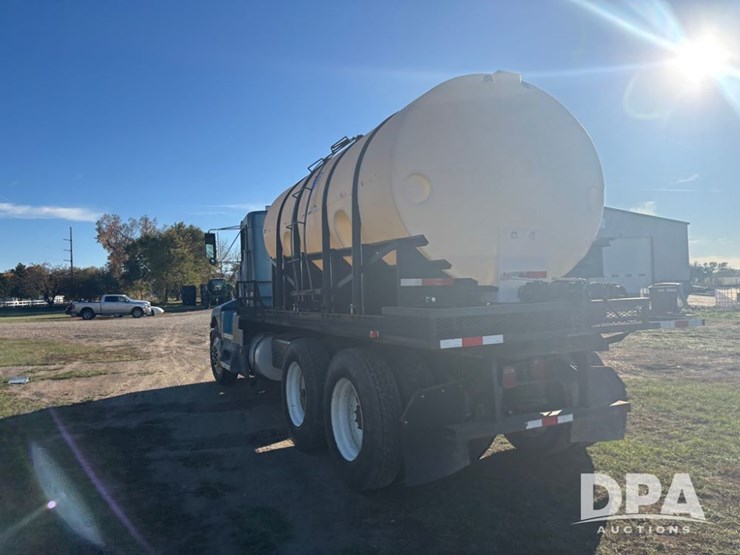 kenworth-t600-image-10