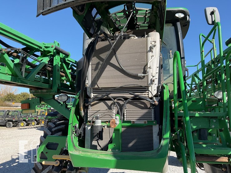 john-deere-r4038-image-48