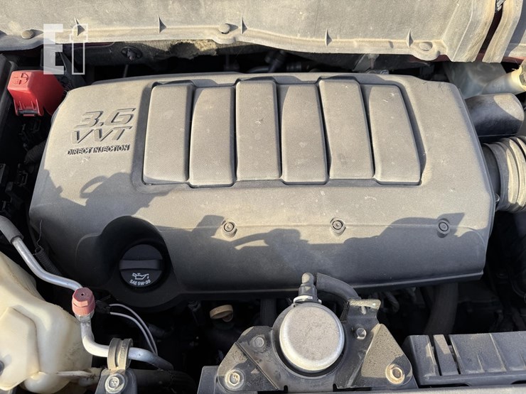 2010-chevrolet-traverse-image-23