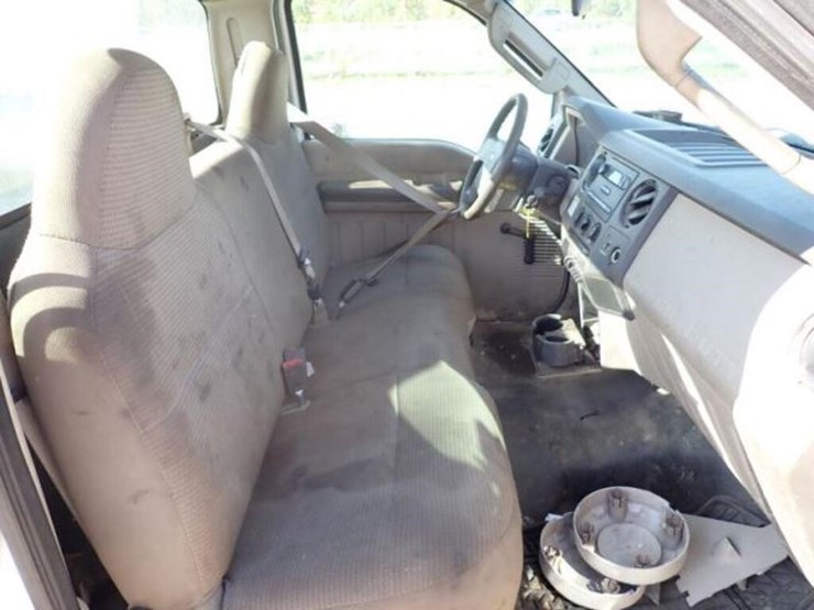 2008-ford-f350-xl-image-35