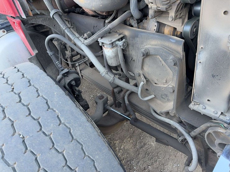 2004-peterbilt-357-image-58