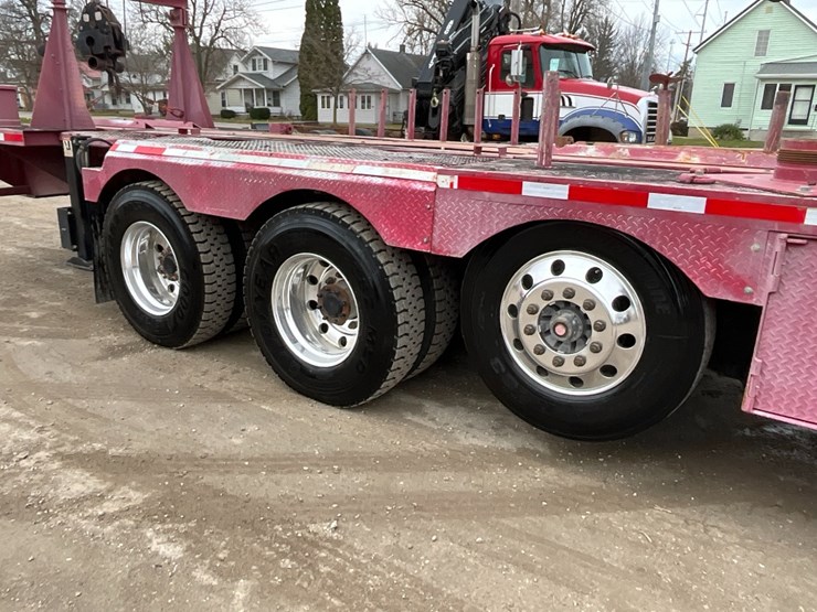 2015-peterbilt-365-image-16