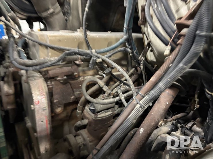 1989-international-2375-plow-truck-(dr12639-unit-215)-image-18