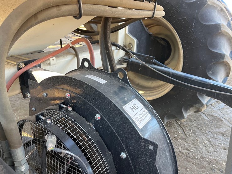 2016-bourgault-3320-66-image-116