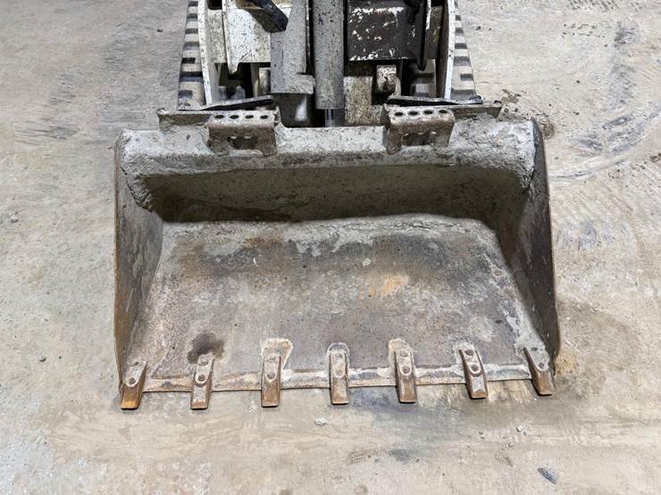 2022-bobcat-mt100-image-9