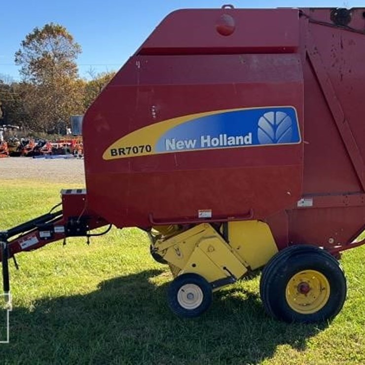 2010 NEW HOLLAND BR7070