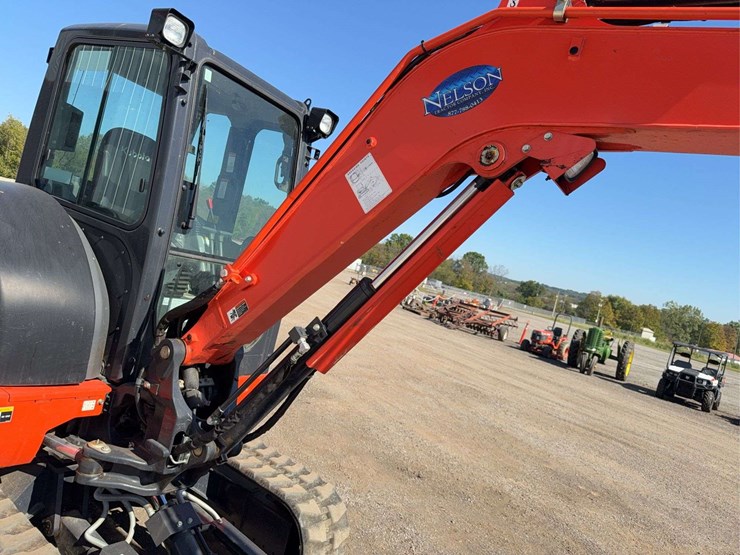 2022-kubota-kx040-4-image-26