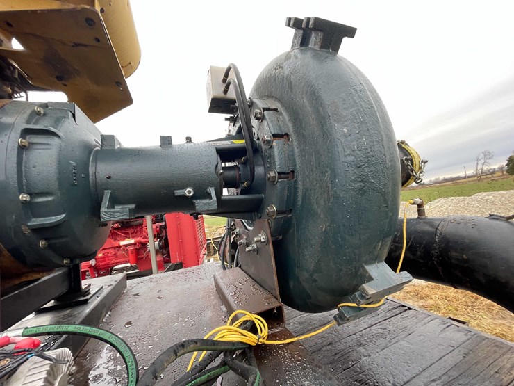 international-4900-image-43