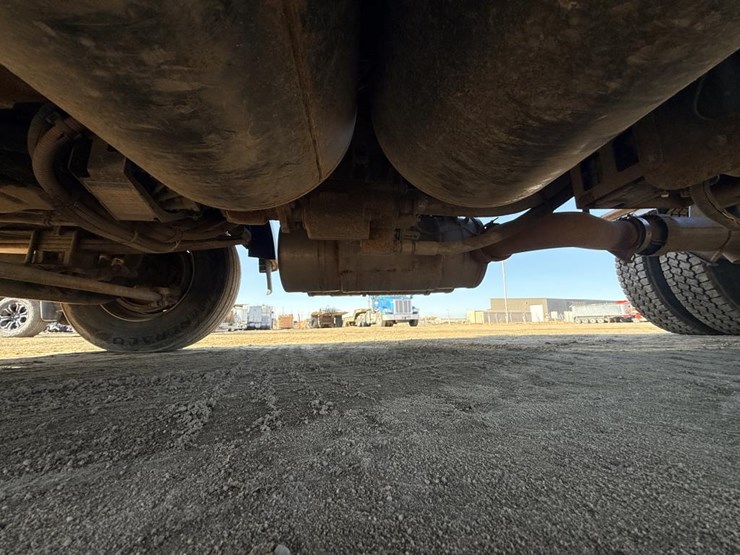 2017-international-prostar-image-61