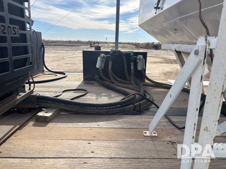 neville-tender-trailer-image-22