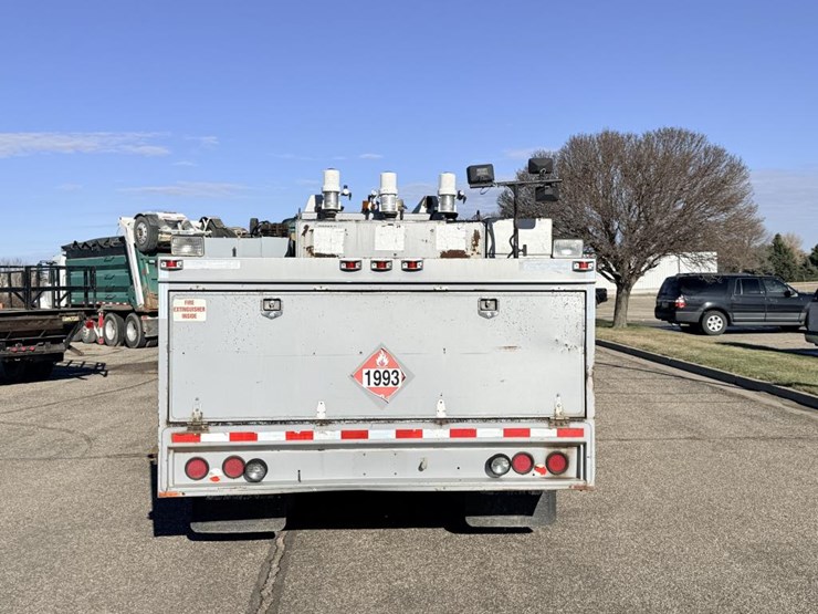 international-4700-image-6