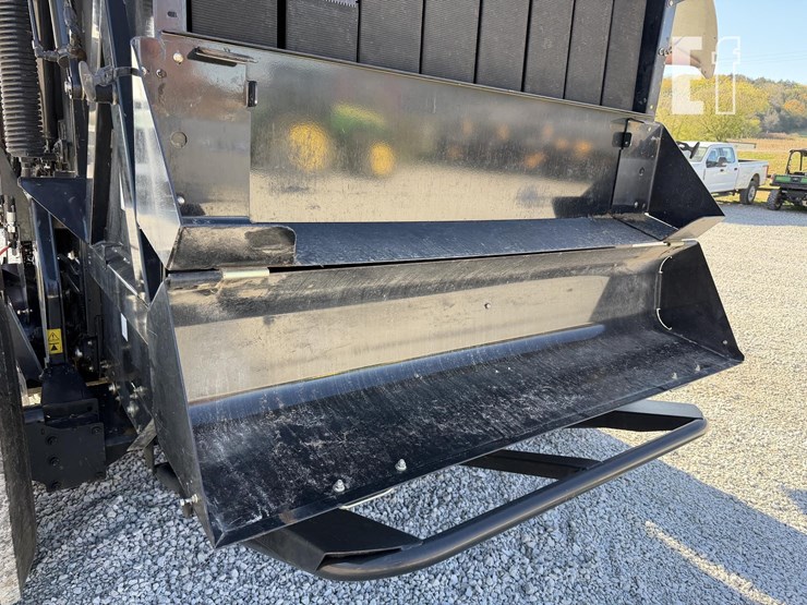 case-ih-rb565-image-27