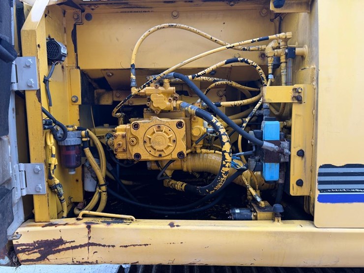 kobelco-sk160-image-19
