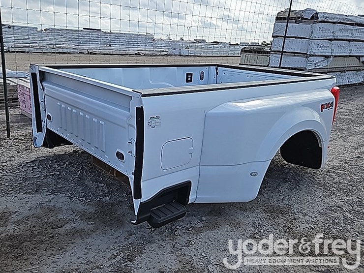 2024-ford-f350-image-1