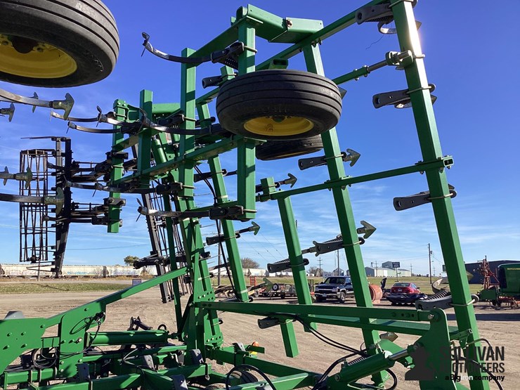 john-deere-2210-image-13