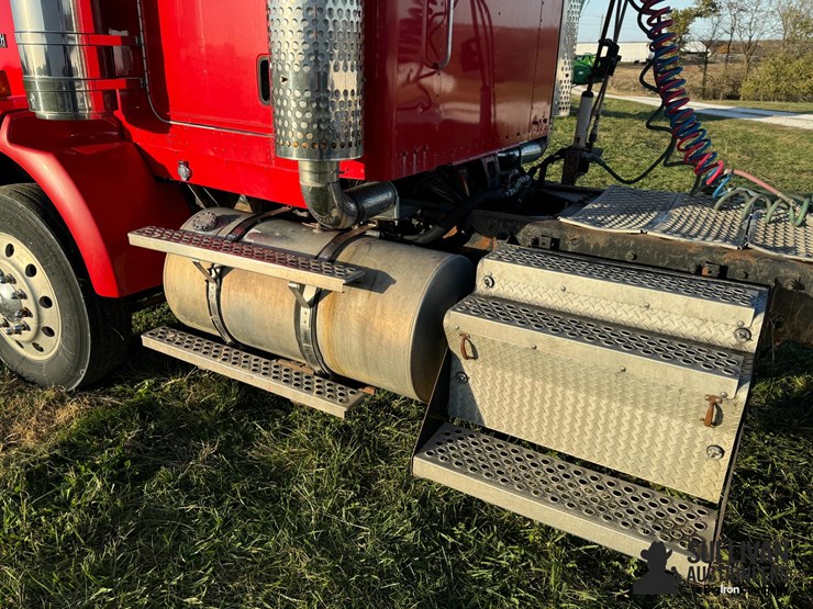 kenworth-t800-image-19