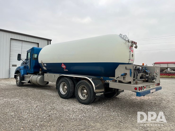 kenworth-t440-image-14