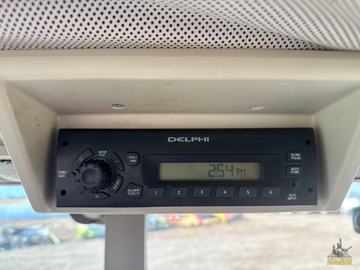 john-deere-7330-image-19