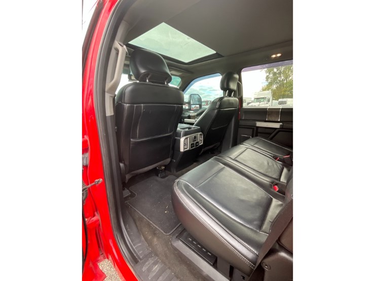 2017-ford-f350-image-16