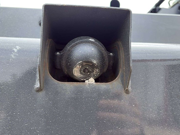 2021-case-dl550-image-30