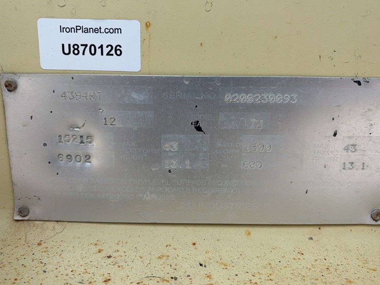 2014-jlg-4394rt-image-17