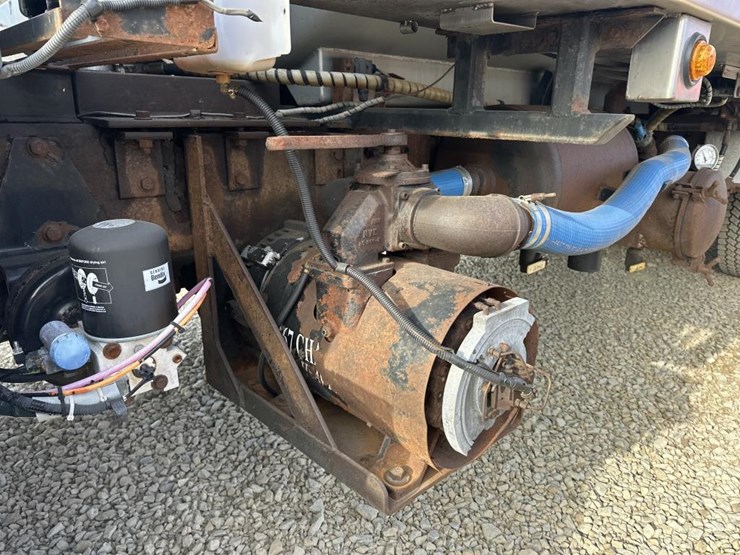 2005-kenworth-t800-image-20