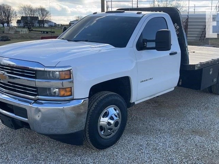 chevrolet-3500hd-image-1