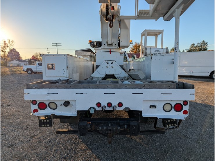 2015-ford-f750-image-12