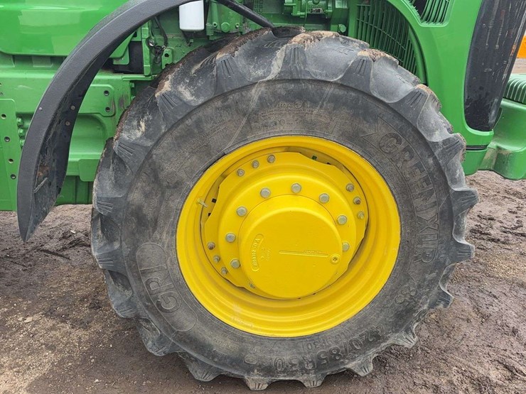 2003-john-deere-8120-image-11