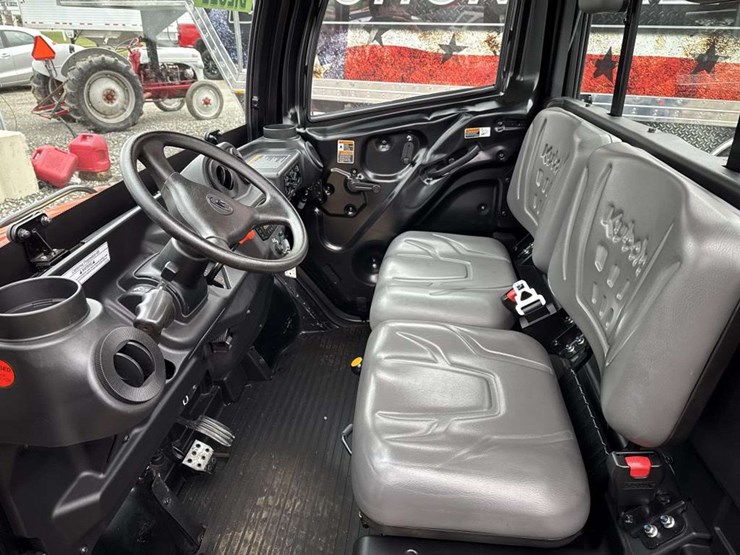 2021-kubota-rtv-x1100c-image-23