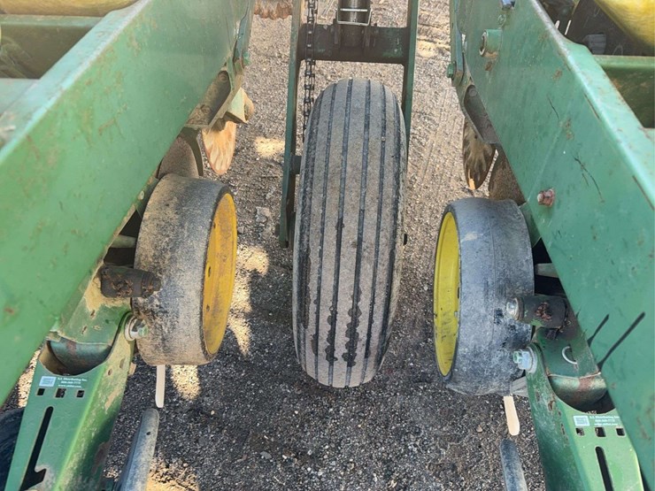 john-deere-7000-image-8