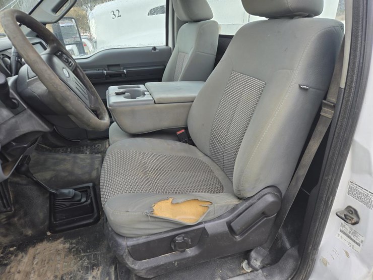 2011-ford-f350-image-36