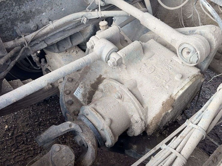 1999-mack-cl713-image-54