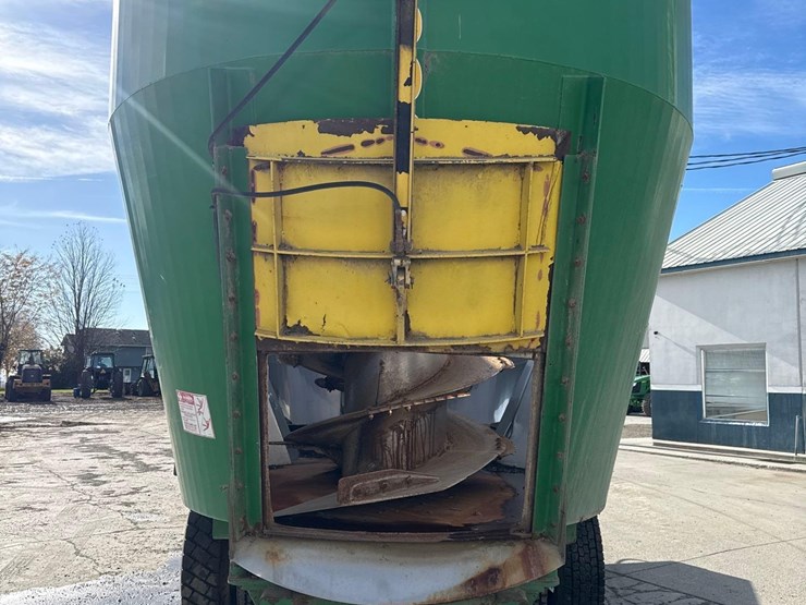 j&a-909-haycruncher-image-4