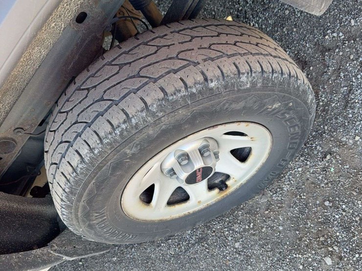 2014-gmc-sierra-1500-image-5