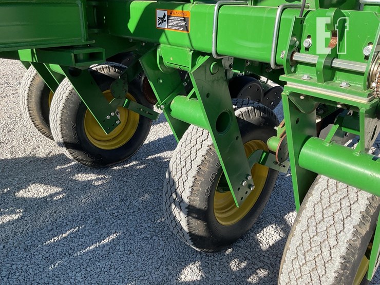 john-deere-1770-ccs-image-38