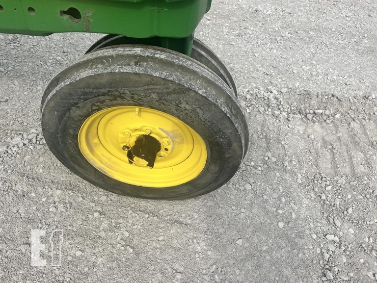 john-deere-530-image-15