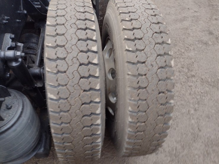 international-hx520-image-27