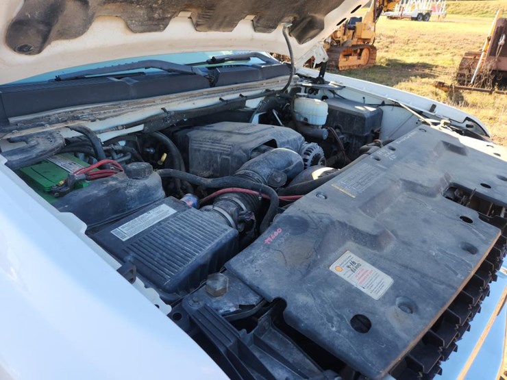 2007-chevrolet-3500-image-38