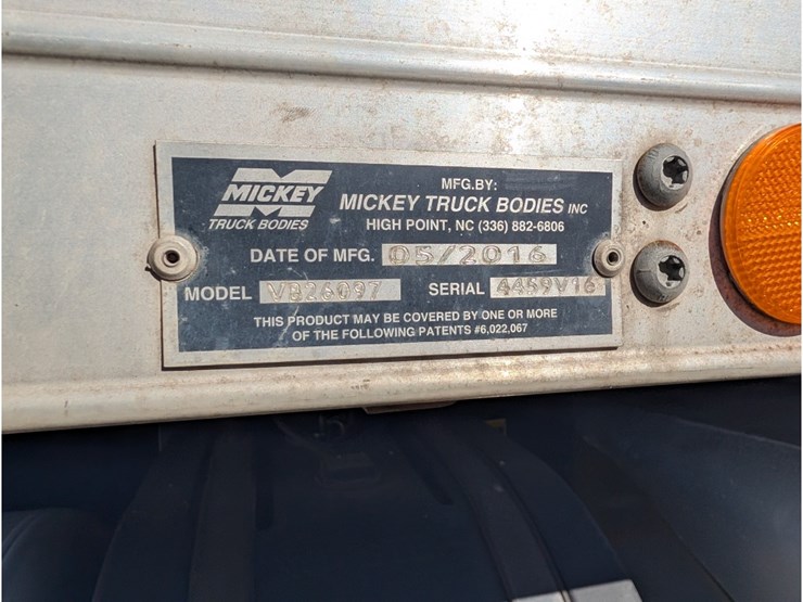 2017-peterbilt-337-image-33