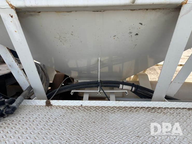 neville-tender-trailer-image-26