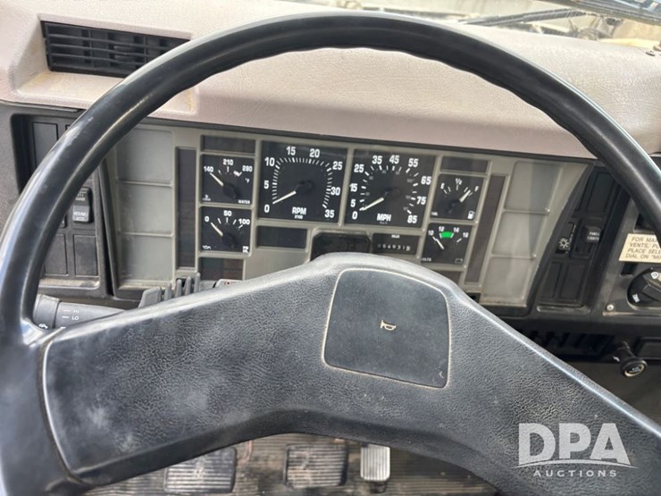 2000-international-4700-image-55