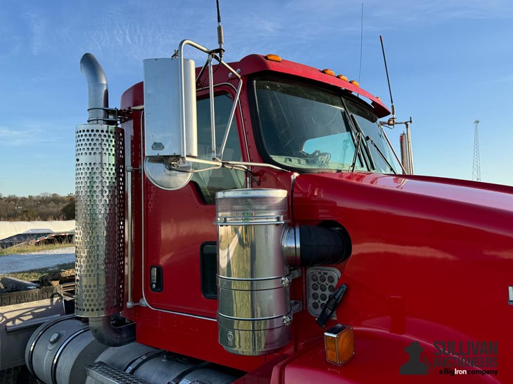 kenworth-t800-image-13