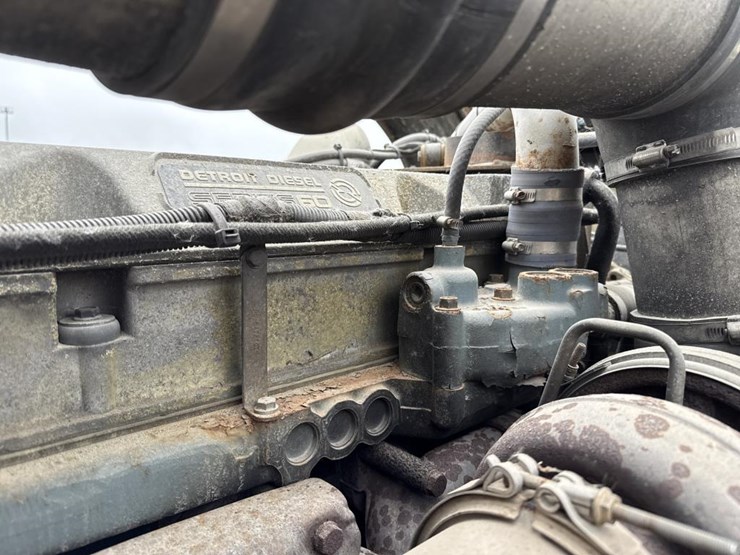 1999-peterbilt-379-image-60