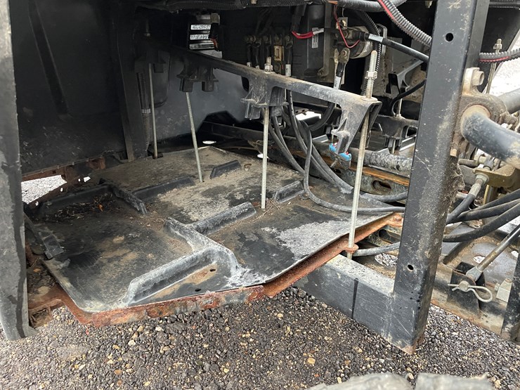 2010-polaris-ranger-ev-image-13